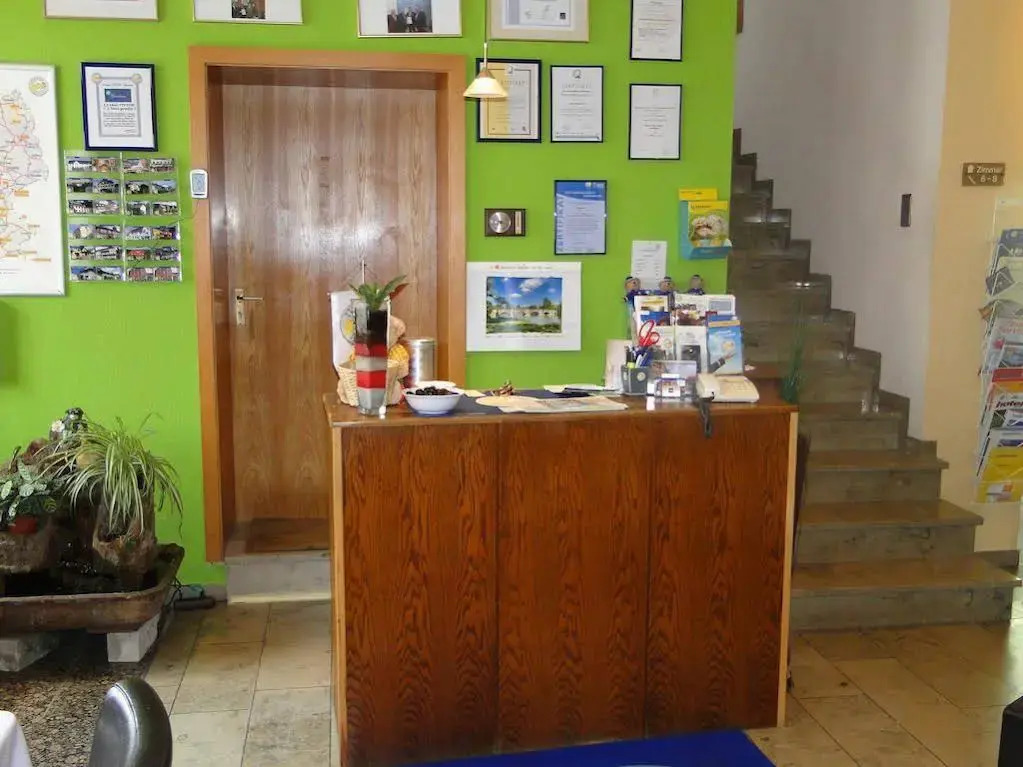 Hotel Kitzinger Hof an der B8