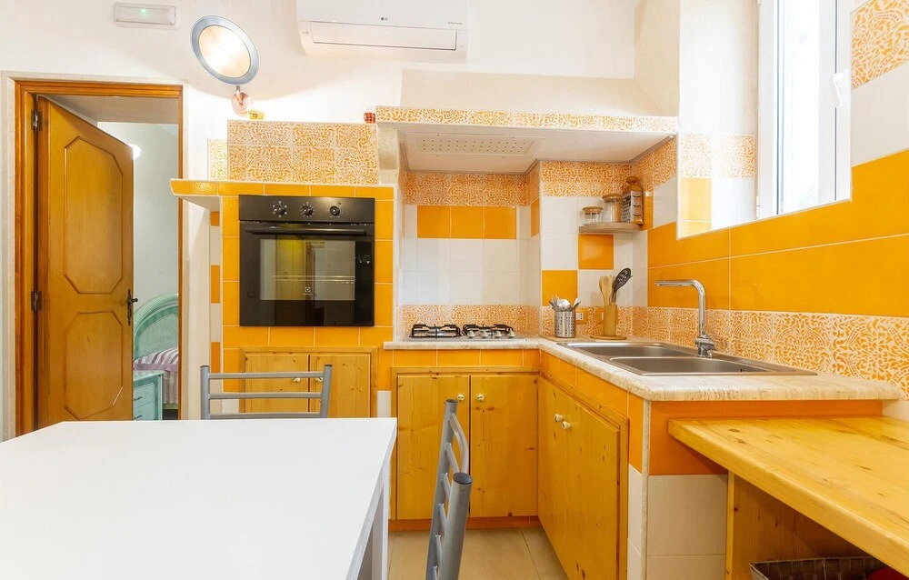 Amazing Apartment in Selva di Fasano With Wifi and 2 Bedrooms