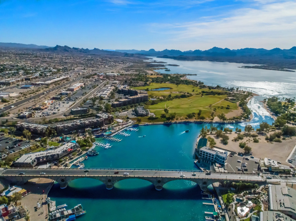 Holiday Inn Express & Suites Lake Havasu - London Bridge by IHG
