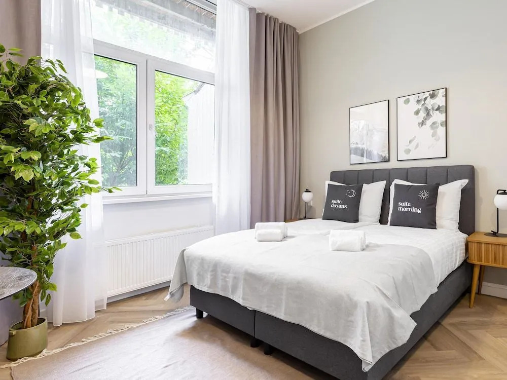 STAYSOME Amsterdam Hemonystraat