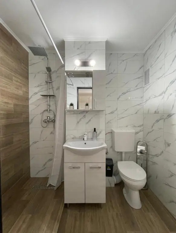 M & I Apartment 2