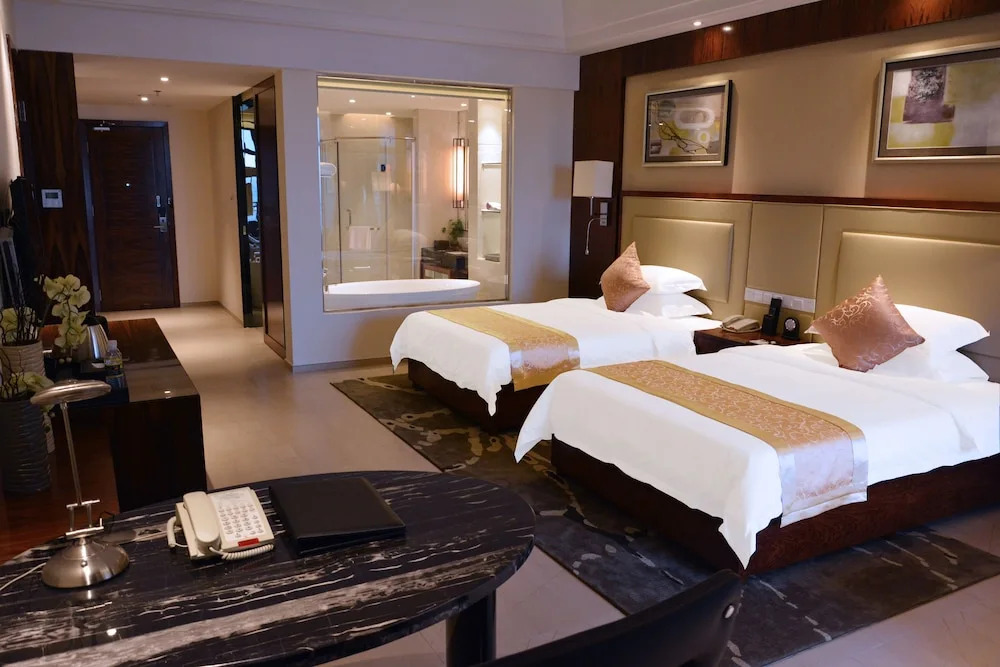 Country garden wave bay phoenix hotel