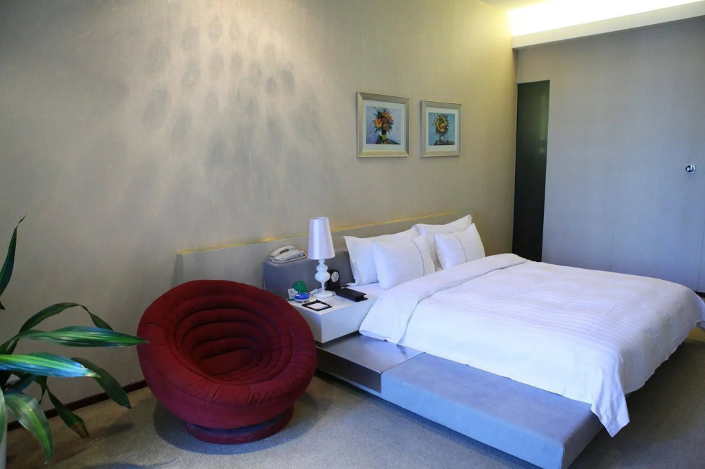 Wuhan Palm Spring International Hotel