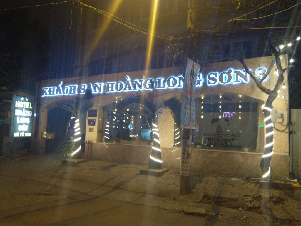 The Six Hotel Hoang Long Son 3