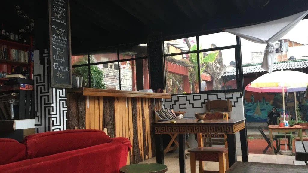 13 Cielos Hostel & Coworking