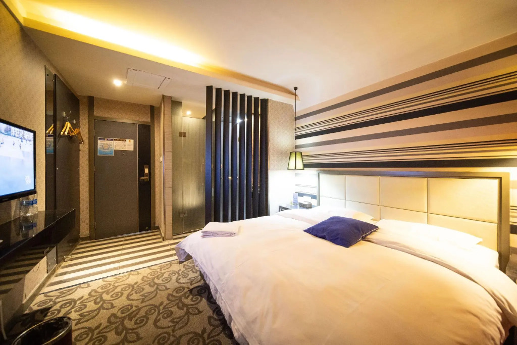 Super 8 Hotel Urumqi Li Yu Shan Lu