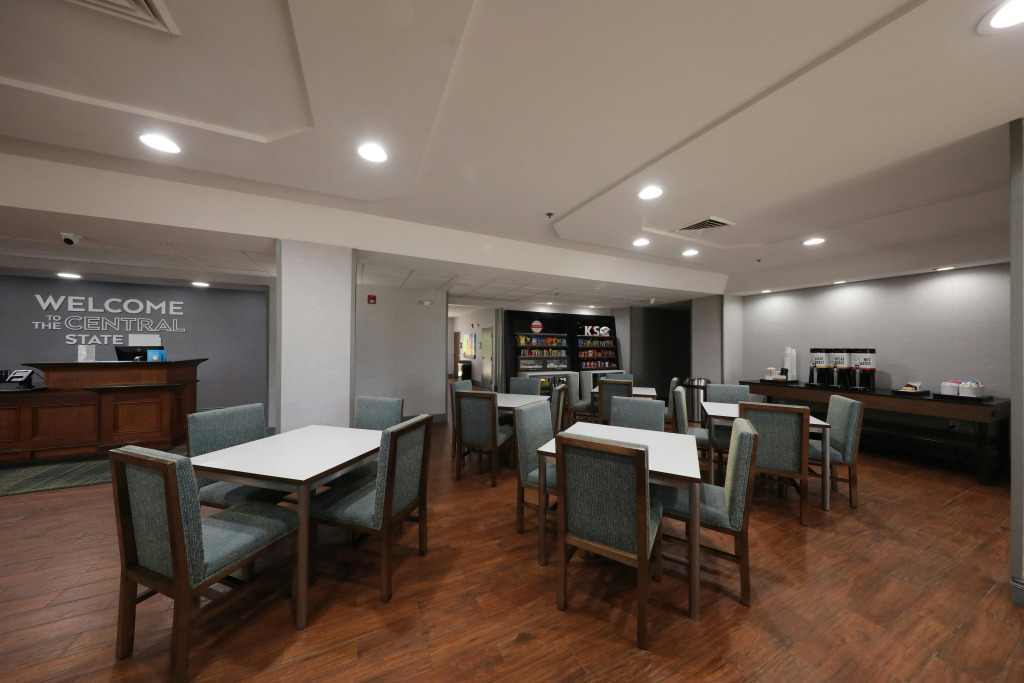 Hampton Inn Hutchinson