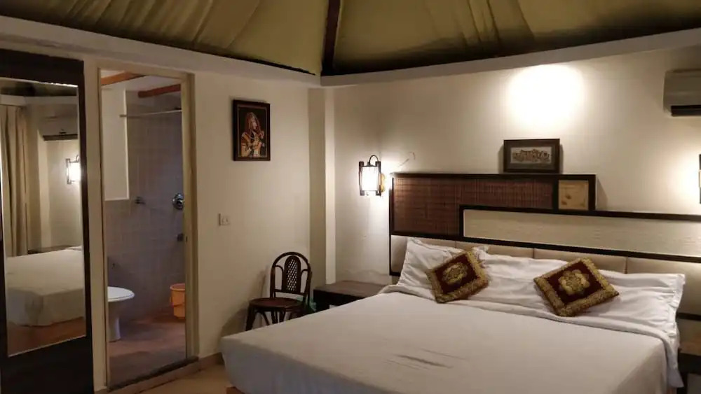 Bay Leaf, Ayurveda Spa Resort