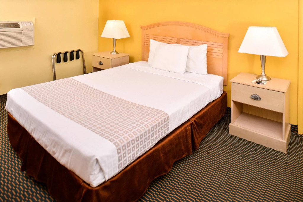 Loyalty Inn Rockingham