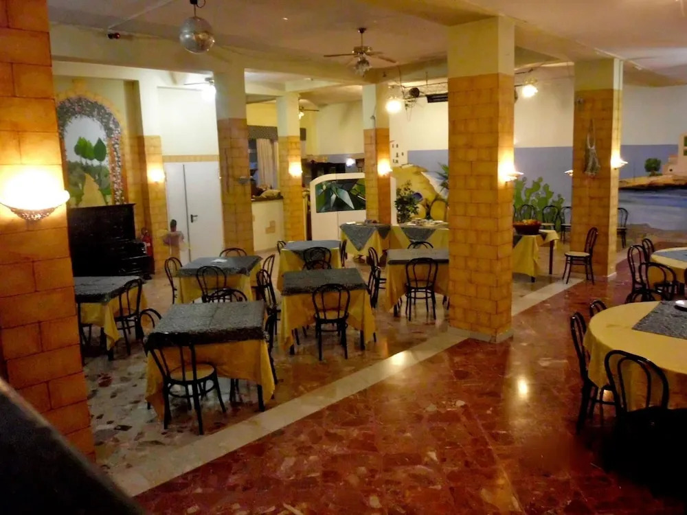 Hotel Baia Del Sole