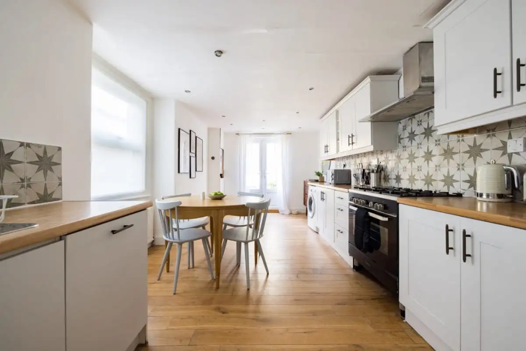 The Camberwell Nook - Lovely 5BDR House with Garden
