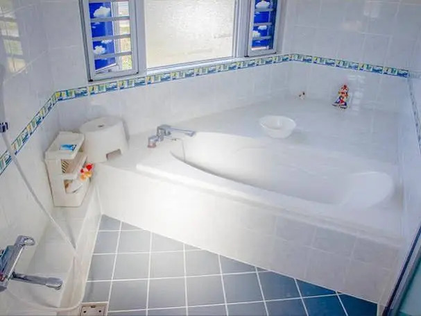 Oozi Apartment