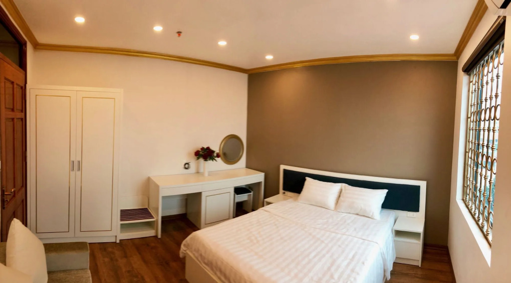 Honeymoon Hotel and Apartment