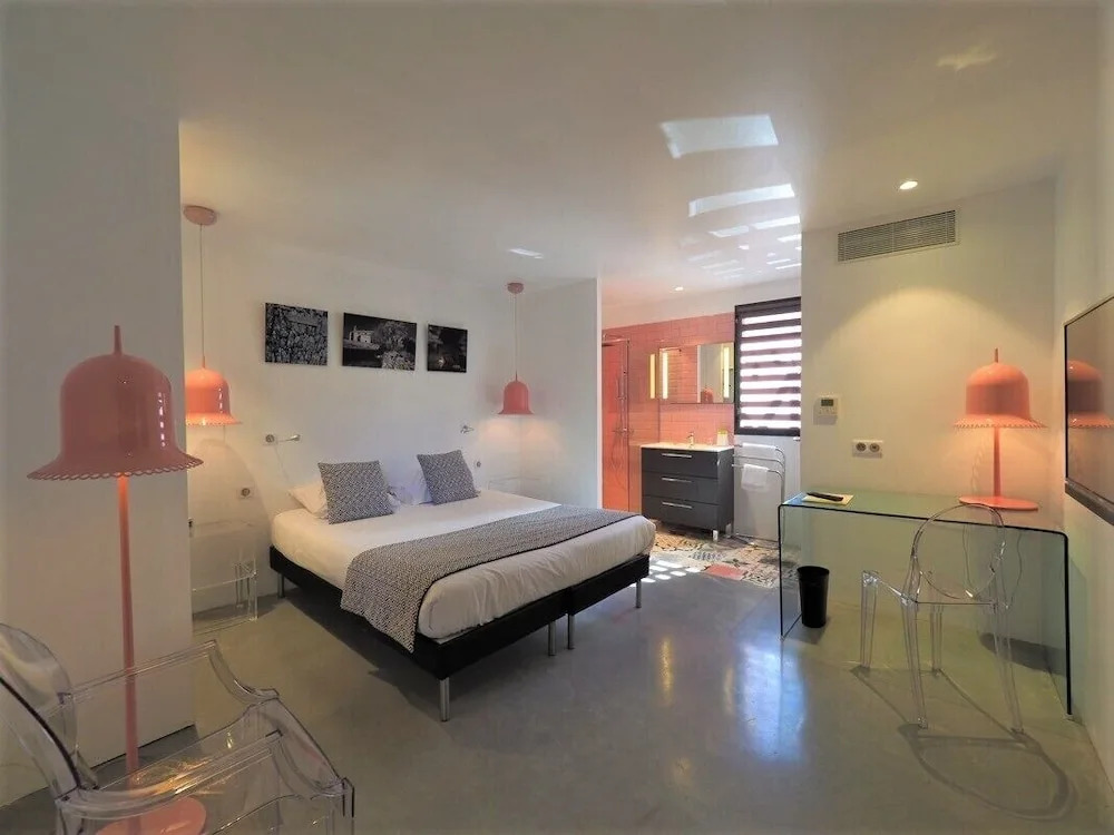 Contact Hôtel Le Minervois - Hôtel & Restaurant Au nord de Carcassonne