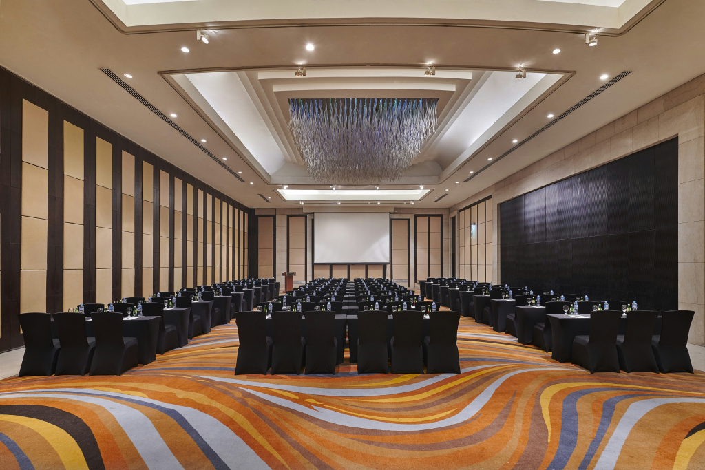 Отель Waldorf Astoria Cairo Heliopolis