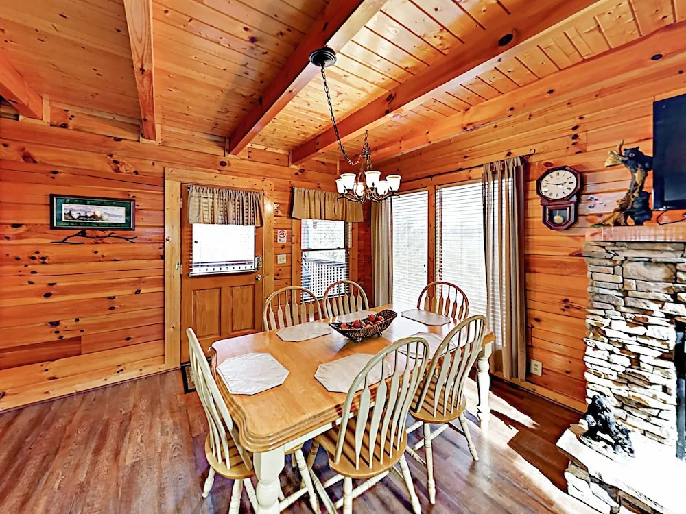 Eastern Sky Mountain Retreat - 2 Br Home