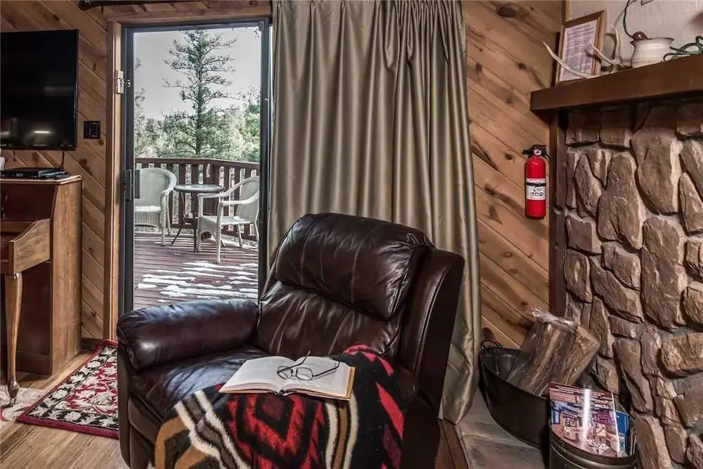 Antler Crossing - Two Bedroom Cabin