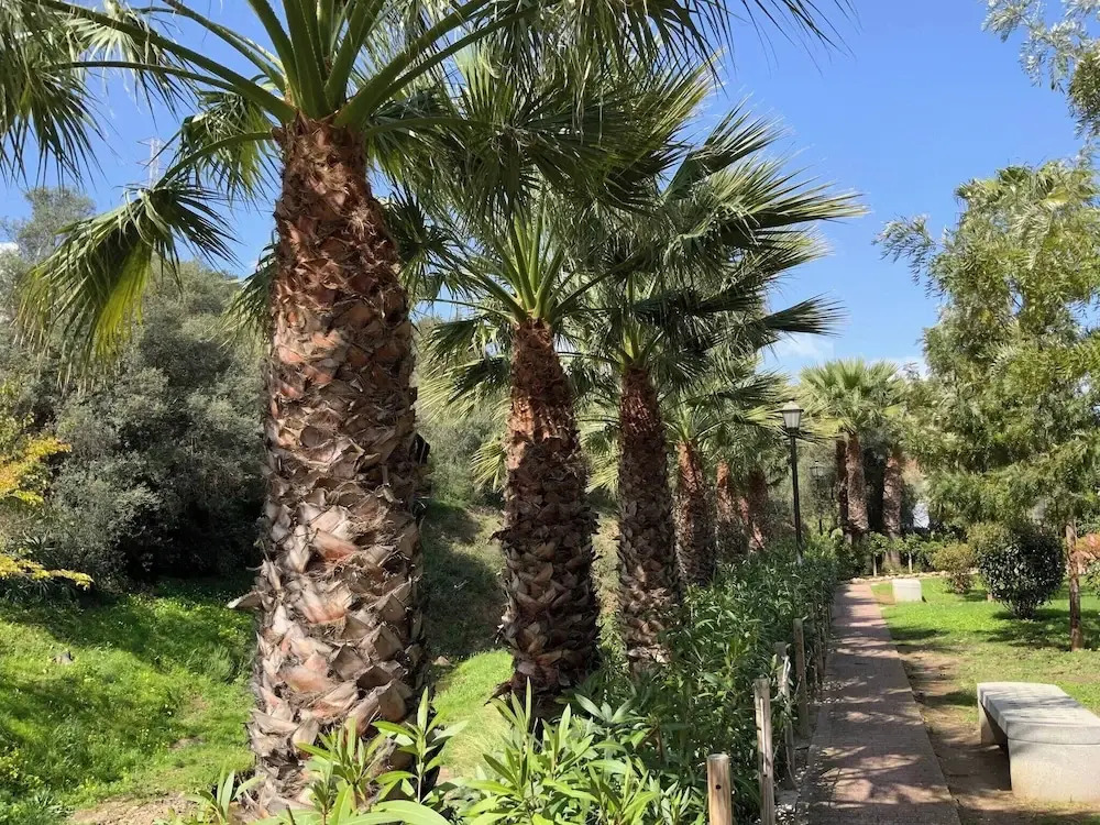 Villa With Pool, Walk to Beach, Restaurants, Shops