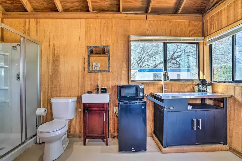 Lake Dunlap Studio w/ Shared Boat Ramp, Dock