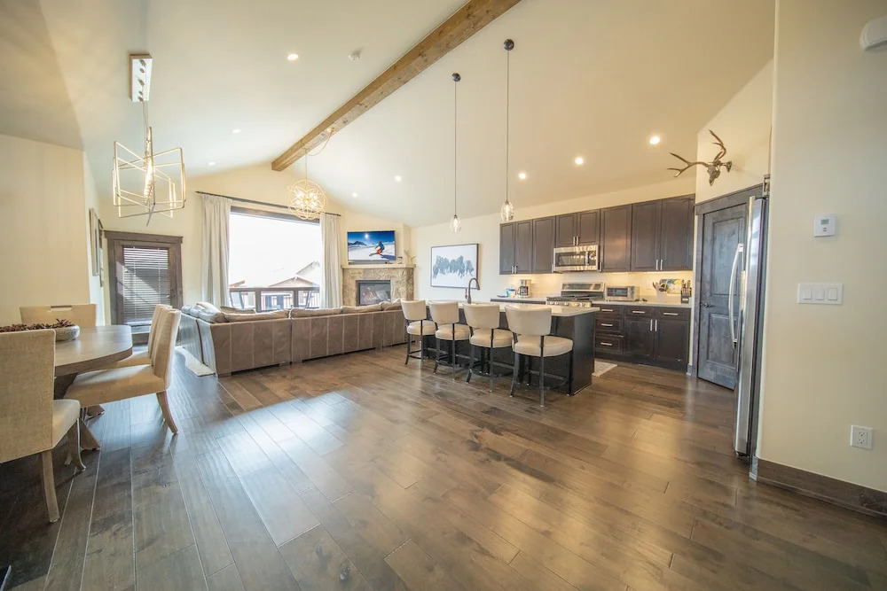 Alders 42 Outpost Dr