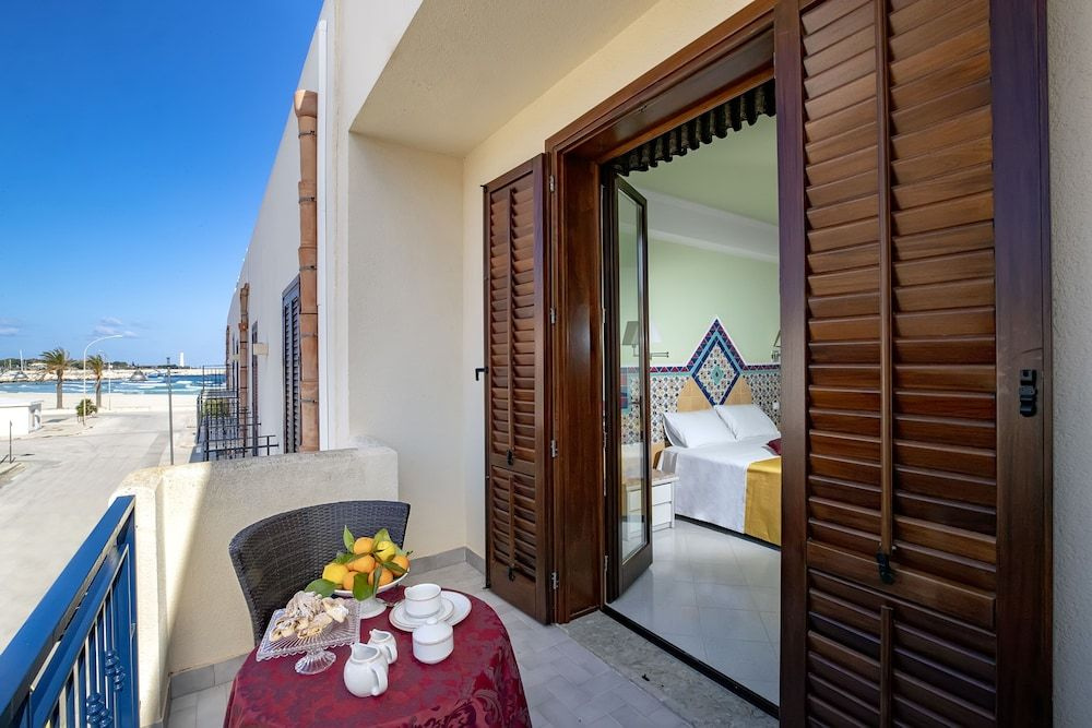 Hotel Riva Del Sole