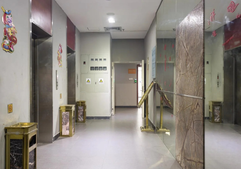 Chicago Suites International Hotel
