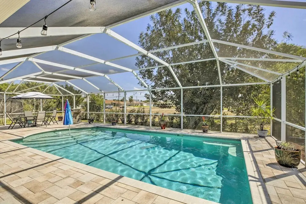 Lanai & Heated Pool: Stunning Cape Coral Getaway
