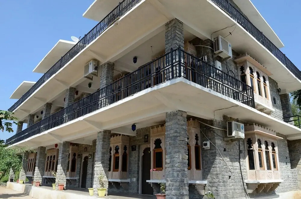 Sada Nira Resort