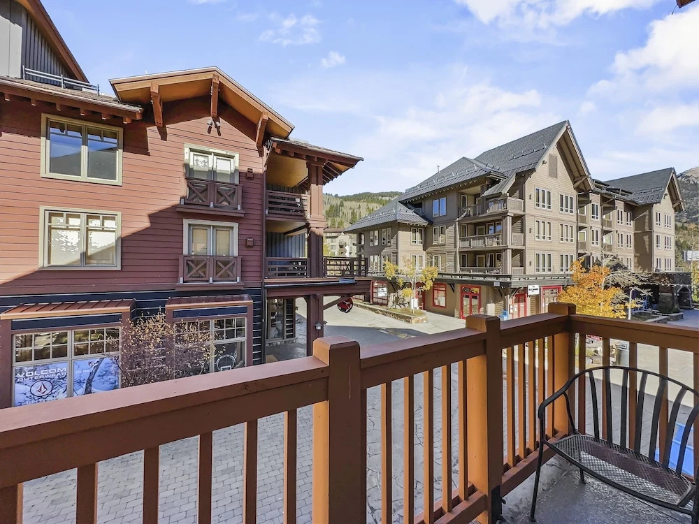 Co208 Copper One Lodge 2 Bedroom Condo by RedAwning