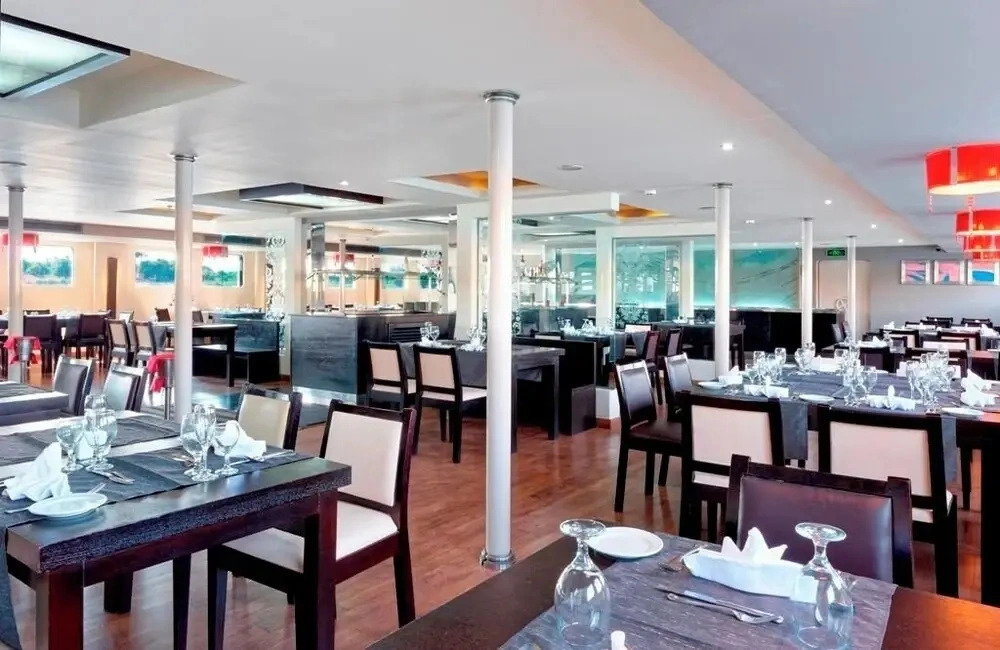 Nile Cruise Royal Adventure, every Friday from Aswan 3 nights and every Monday from Luxor 4 nights