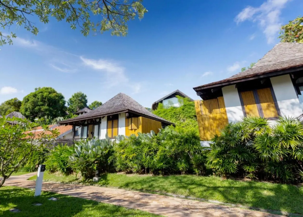 Курортный отель The Vijitt Resort Phuket