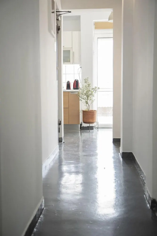 Amazing Renovated Penthouse In Pagkrati