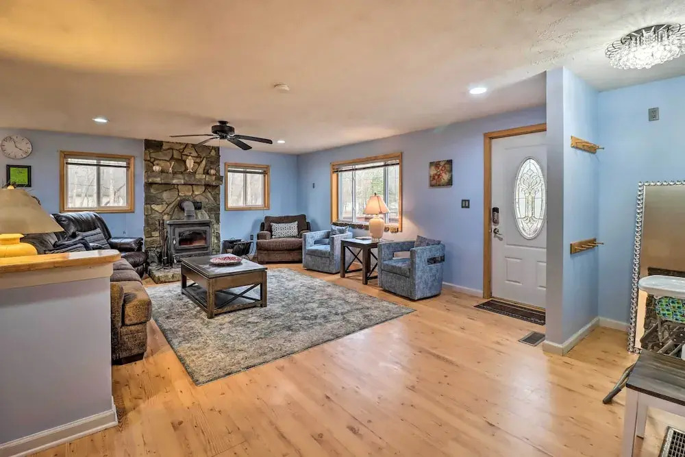 Game Room & Lake Access: Albrightsville Home!