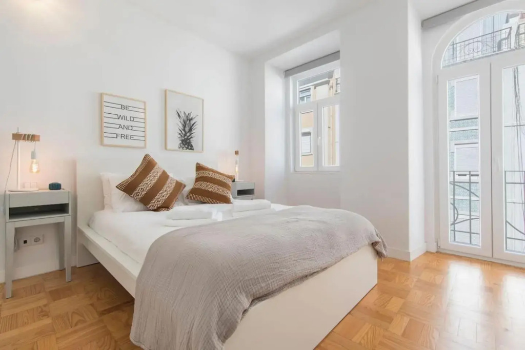 LovelyStay - Wide & Bright 4 Families