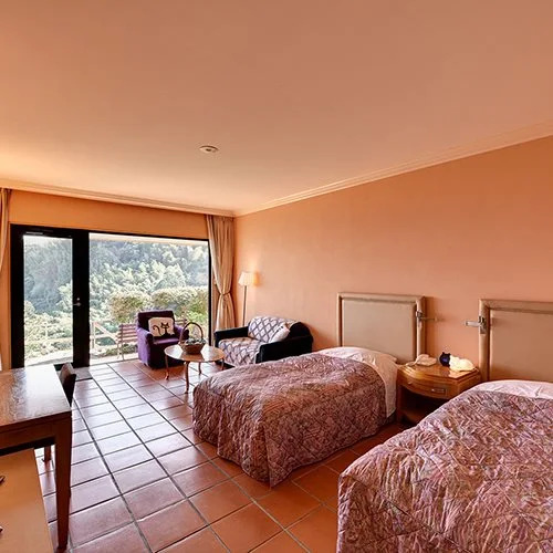 Enoura Terrace