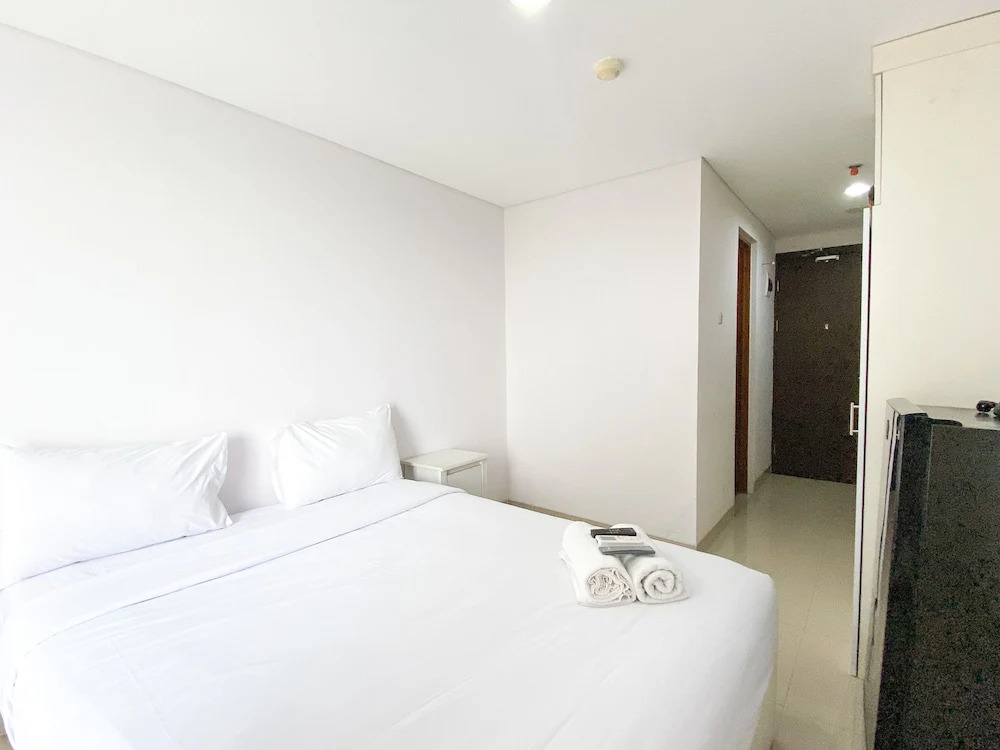 Good Choice And Homey Studio Enviro Apartment