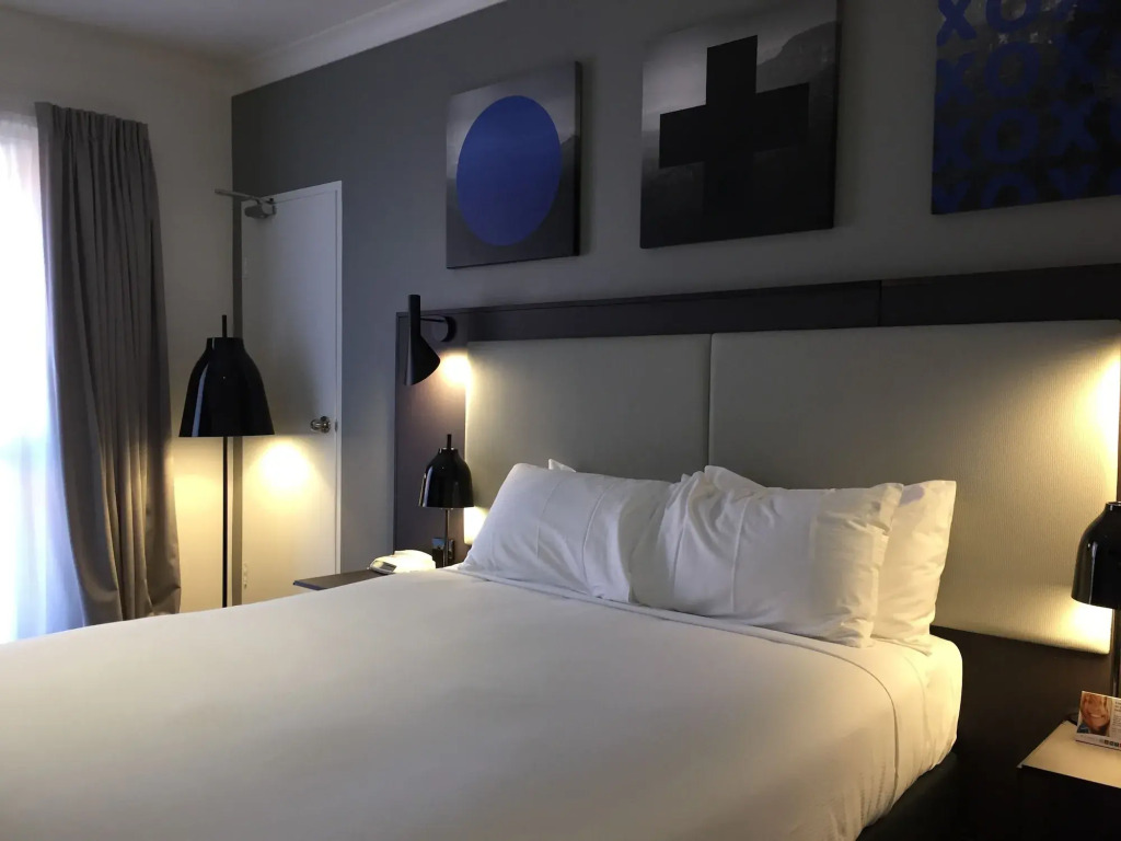 Silkari Urban CKS Sydney Airport Hotel