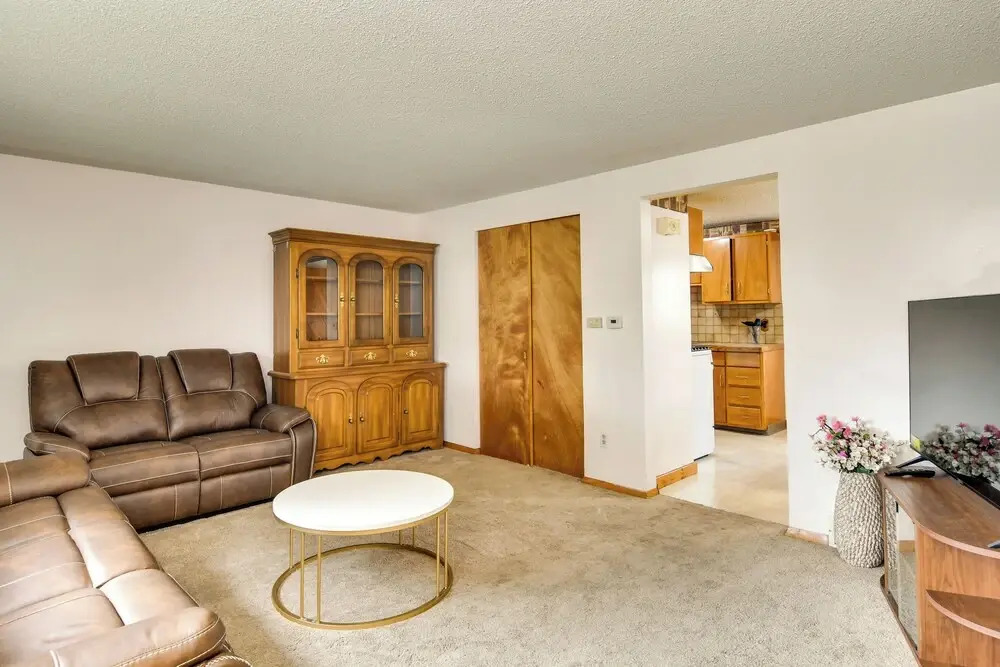 Depew Vacation Rental ~ 10 Mi to Buffalo!