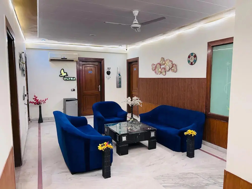 GoBravo 842 Rejoice Hotel Gurgaon