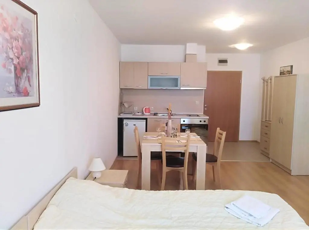 Aspen golf studio apartment D208