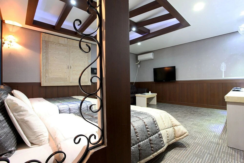 Picasso Motel Daejeon