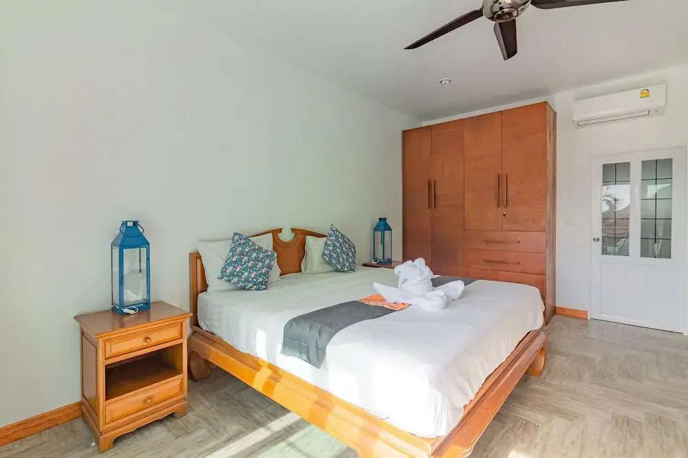 Private pool 3BDR villa beach at 200m