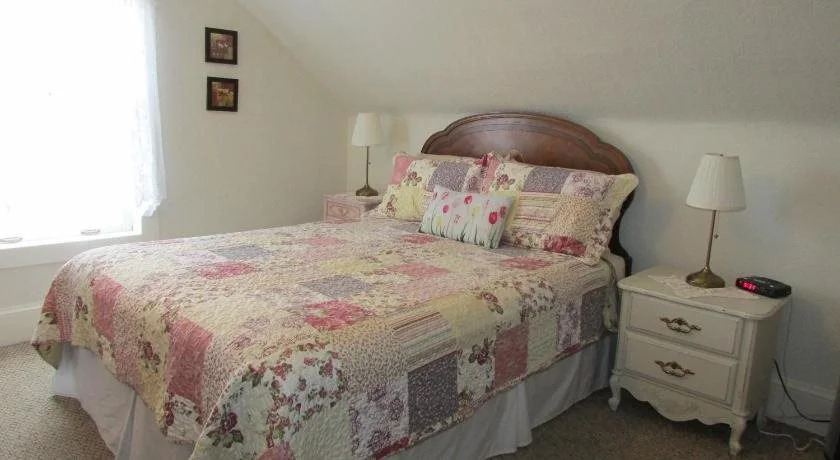 Willow House Inn B&B