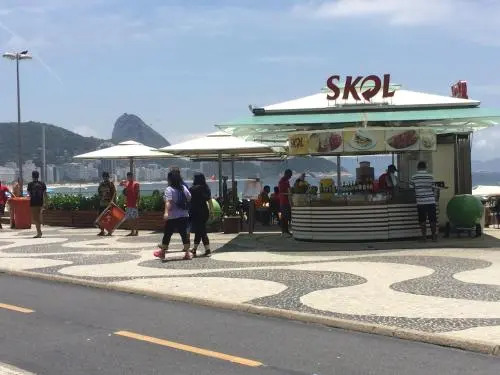Apartamento Copacabana - Quadra da Praia