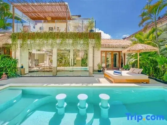 Villa Florence - 3BDR luxury, pool, near beach