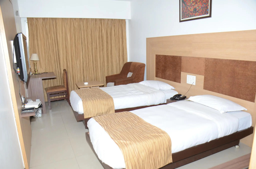 Palette Hotel Surya by CheckIn, Vadodara
