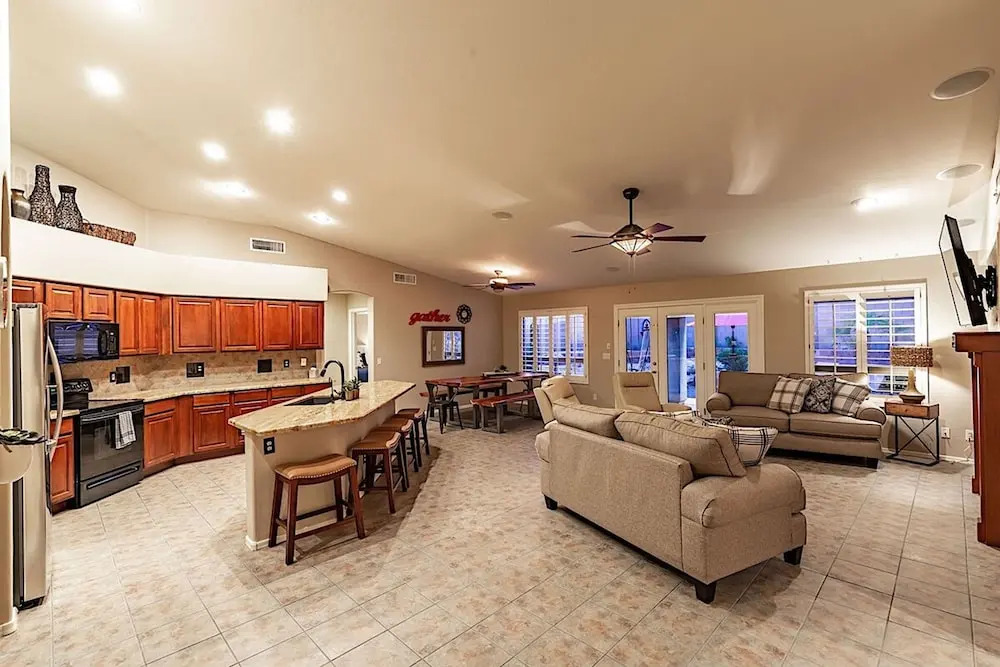 Estrella Grand 4BR by Casago