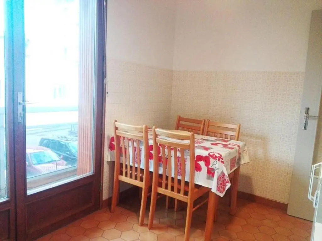 Appartement Aix-les-Bains, 1 pièce, 2 personnes - FR-1-555-8
