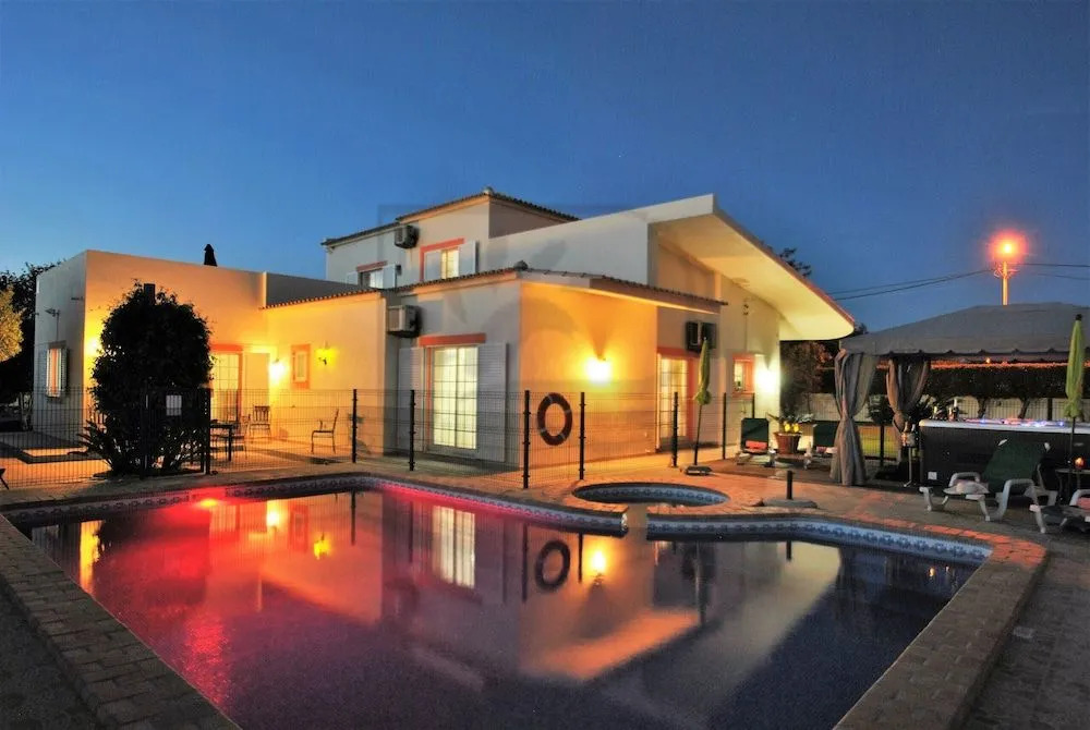 Villa Kela
