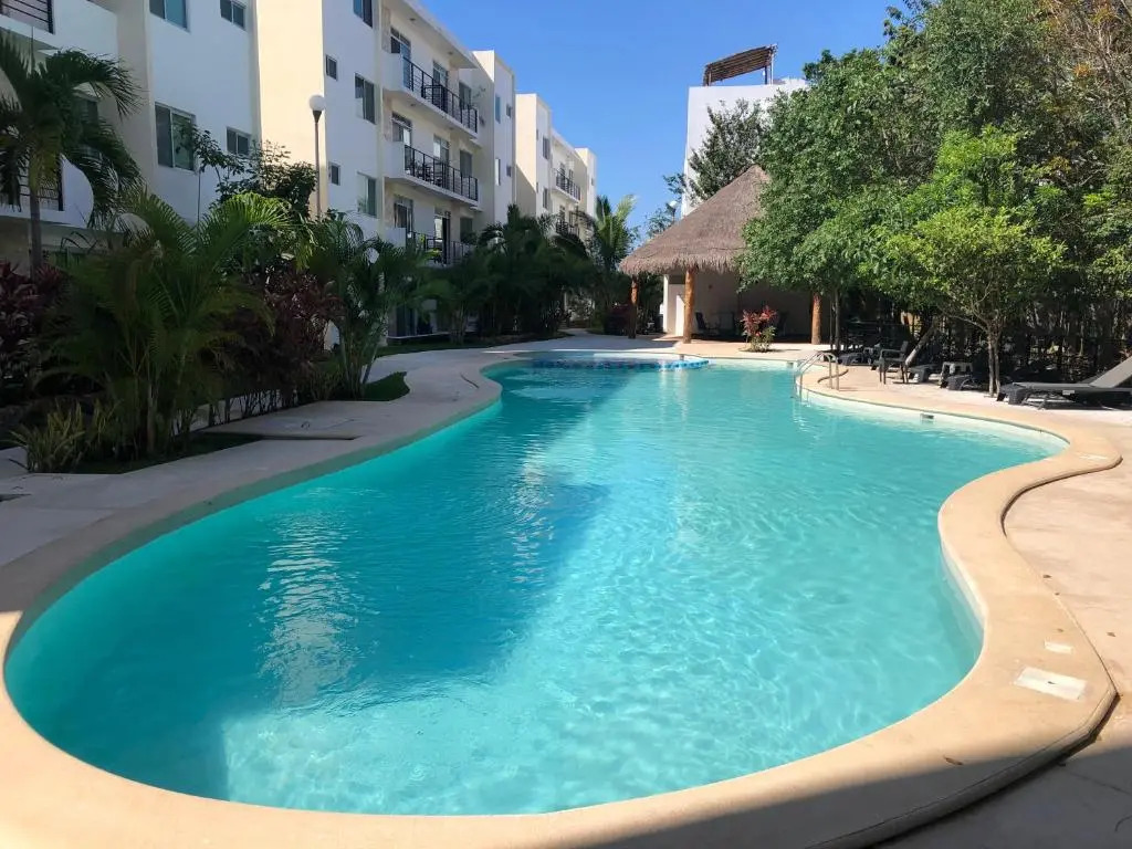 Castell Suites Apartment